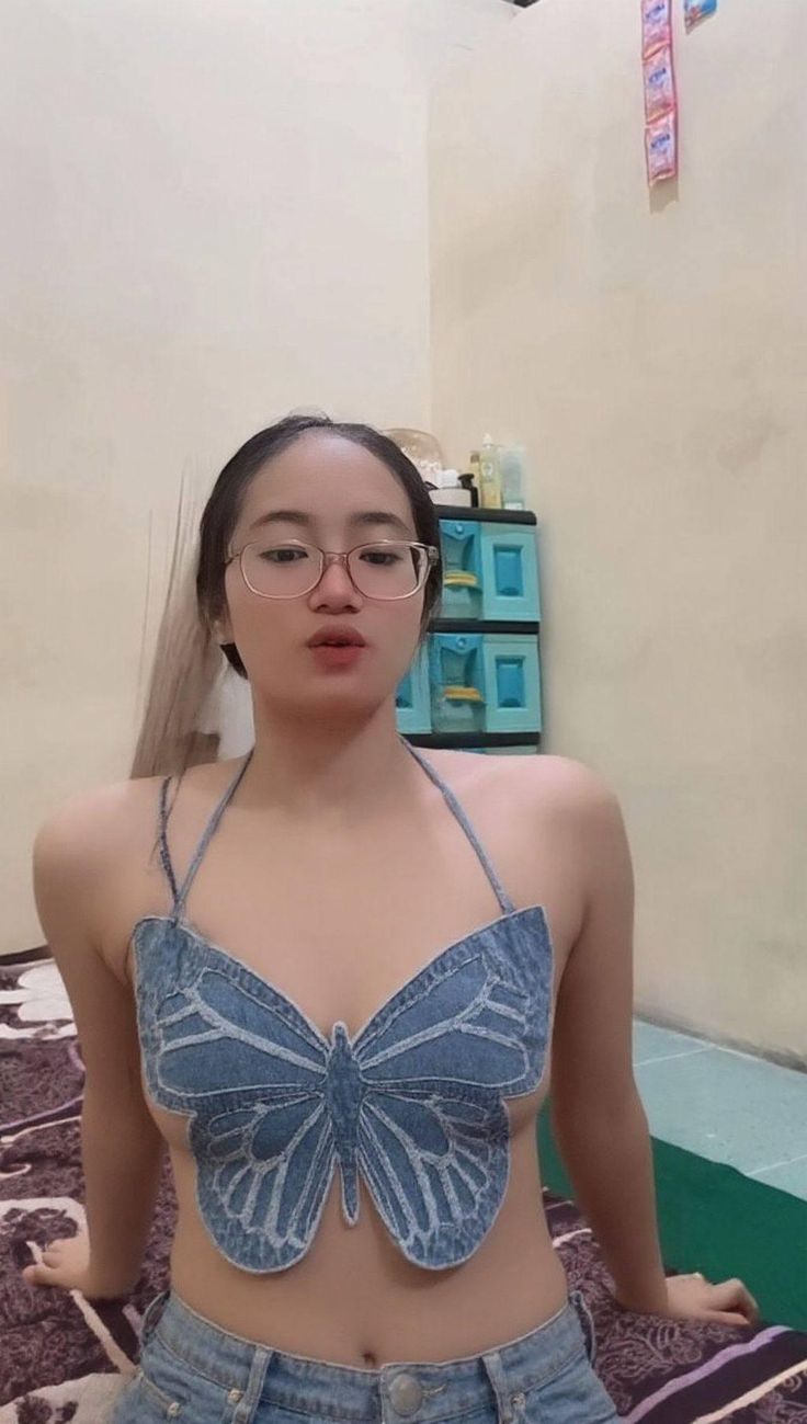 They’re Indo Viral! Trends That Make A Splash 2025 Indo Abg Indo Viral Bisikan Hangat Membawa Cahaya Rindu