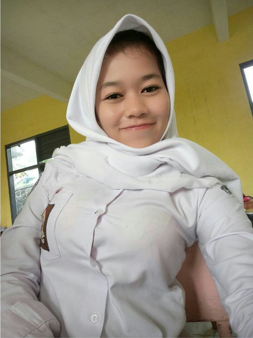 Latest Tante Phenomenon Of ABG Viral SMA 2026 Ukhti Jilbab Wiwik One For All Indonesia