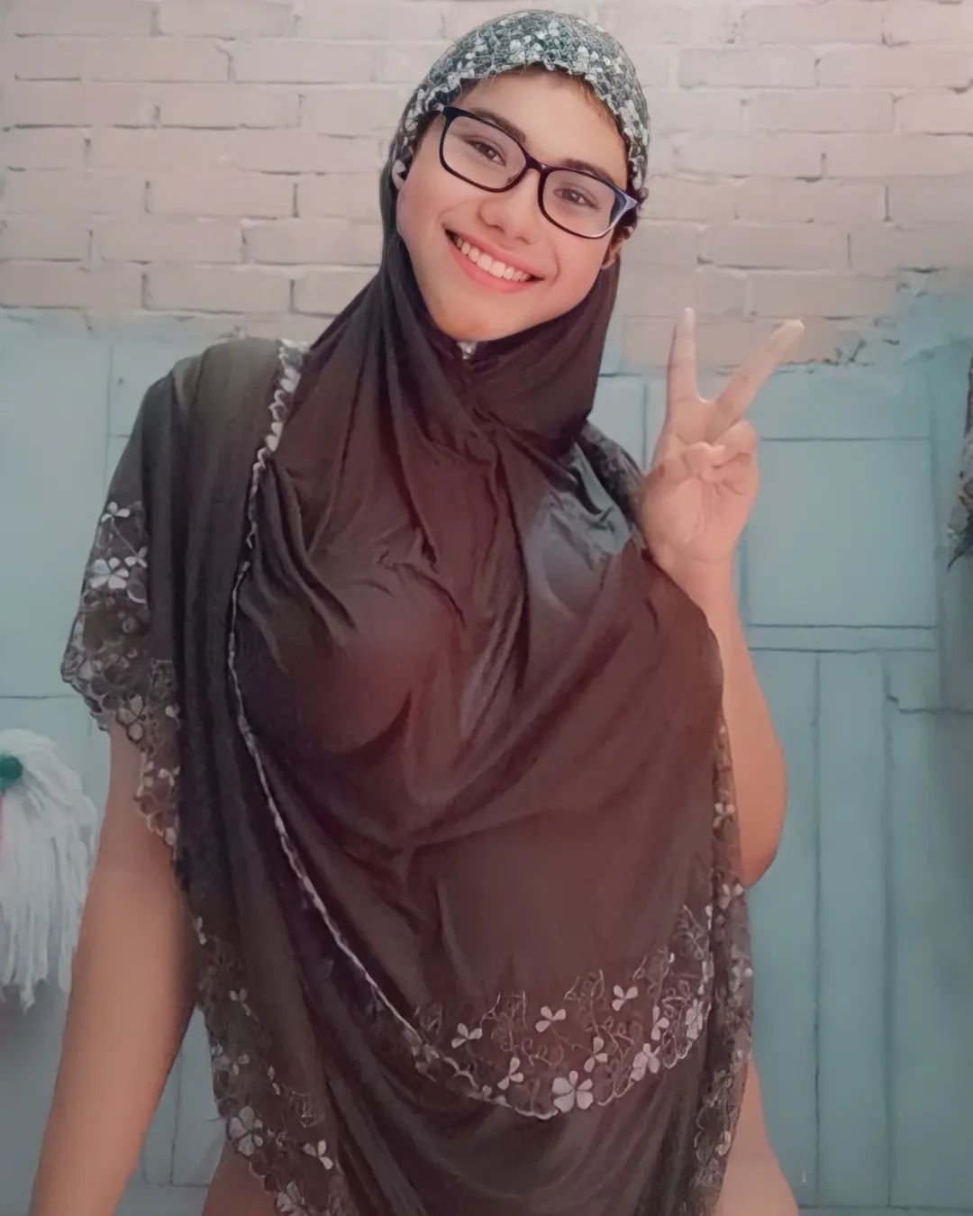 20 Bök3p Viral ABG on Social Media in 2026 Kacamata Mukenah Hitam Ukhti Masih Orisinil Belajar Bareng Om Agar Bispaaak Wiwik of All Time Trending