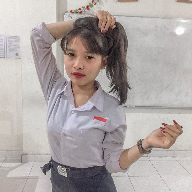 Yandex Viral Guru SMA Pegang Dada Siswa Top Trending Global Official 2026